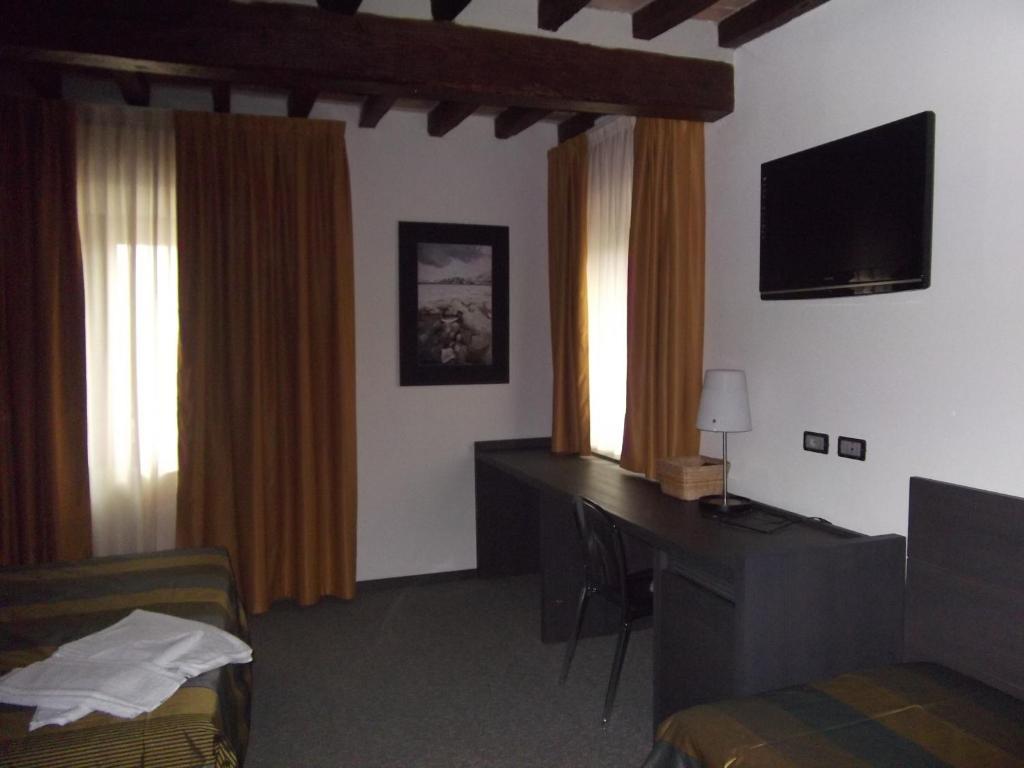 Locanda Sant'Ambrogio Rivalta  Kamer foto