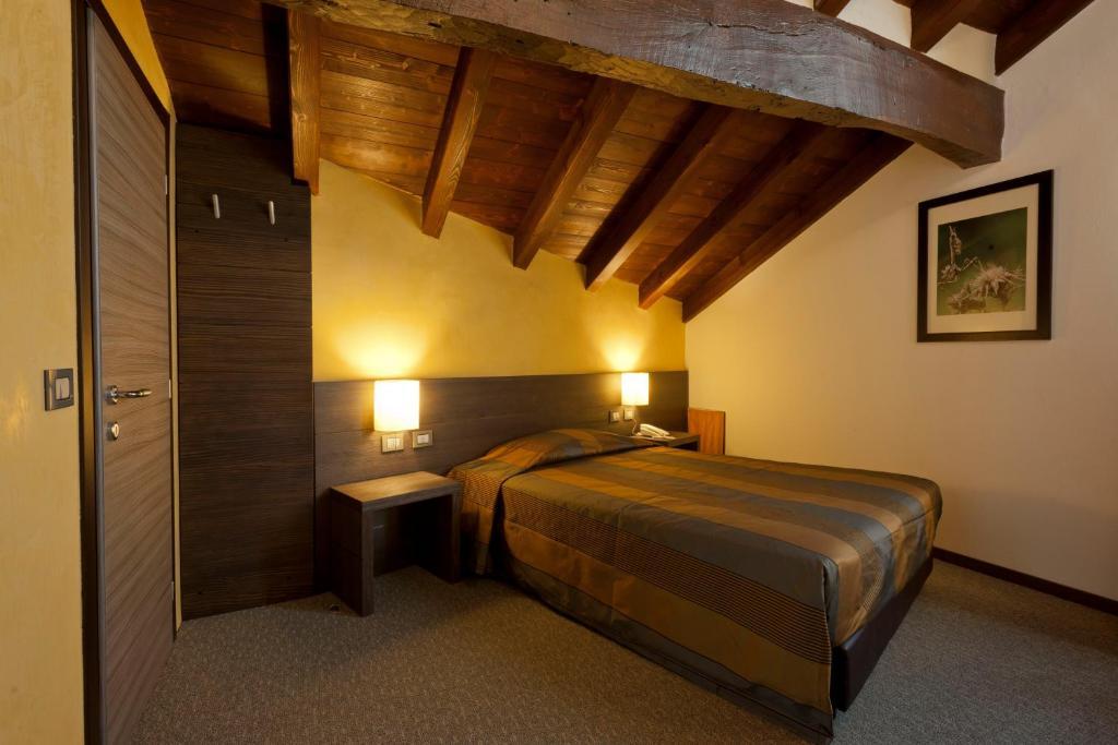 Locanda Sant'Ambrogio Rivalta  Kamer foto