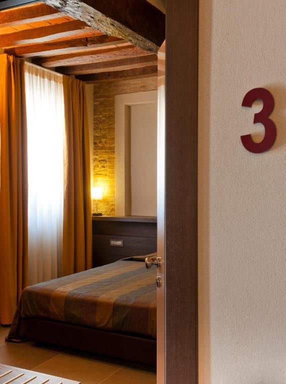 Locanda Sant'Ambrogio Rivalta  Kamer foto