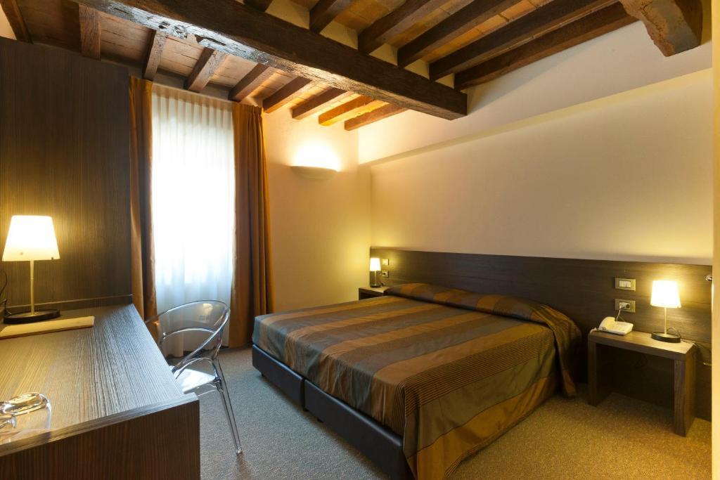 Locanda Sant'Ambrogio Rivalta  Kamer foto